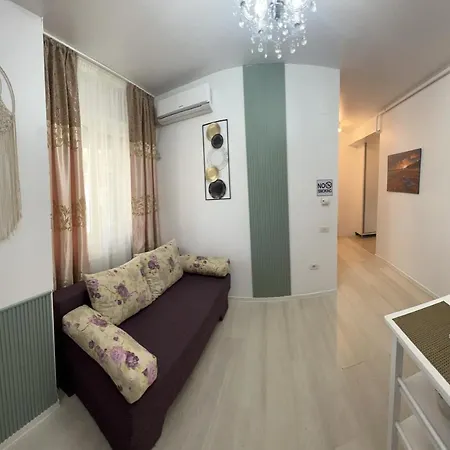 Antonette 2 Mamaia Nord Appartement *